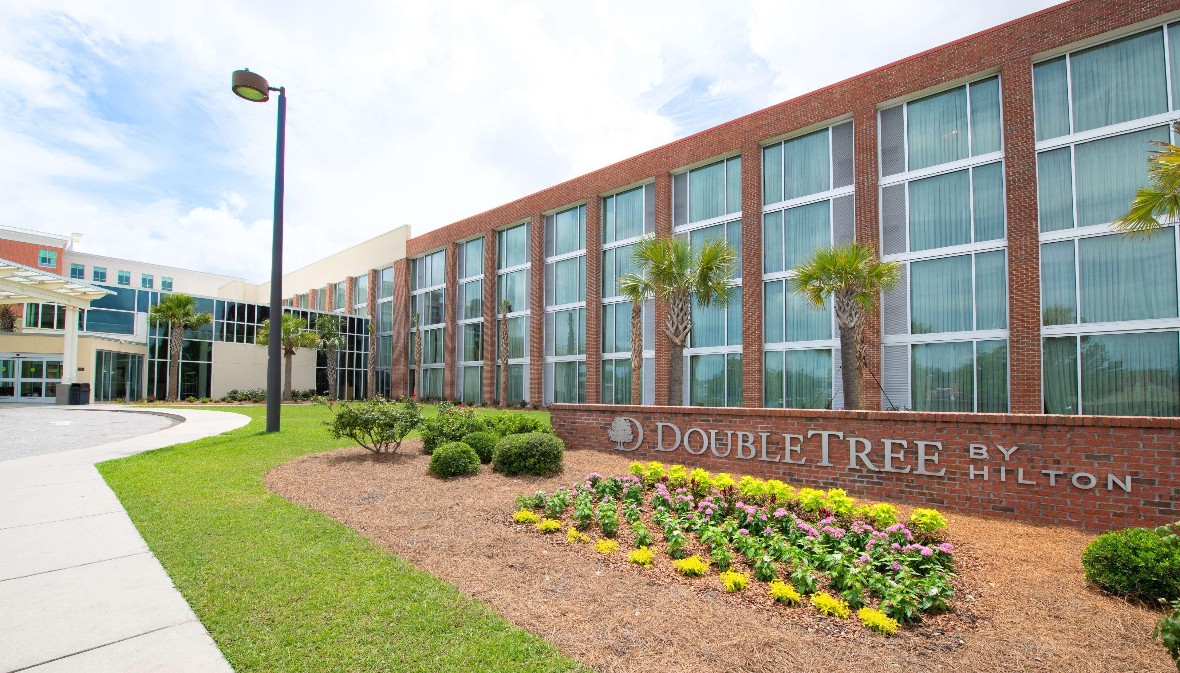 Doubletree Hotel & Suites Charleston Airport Север Чарлстон Экстерьер фото