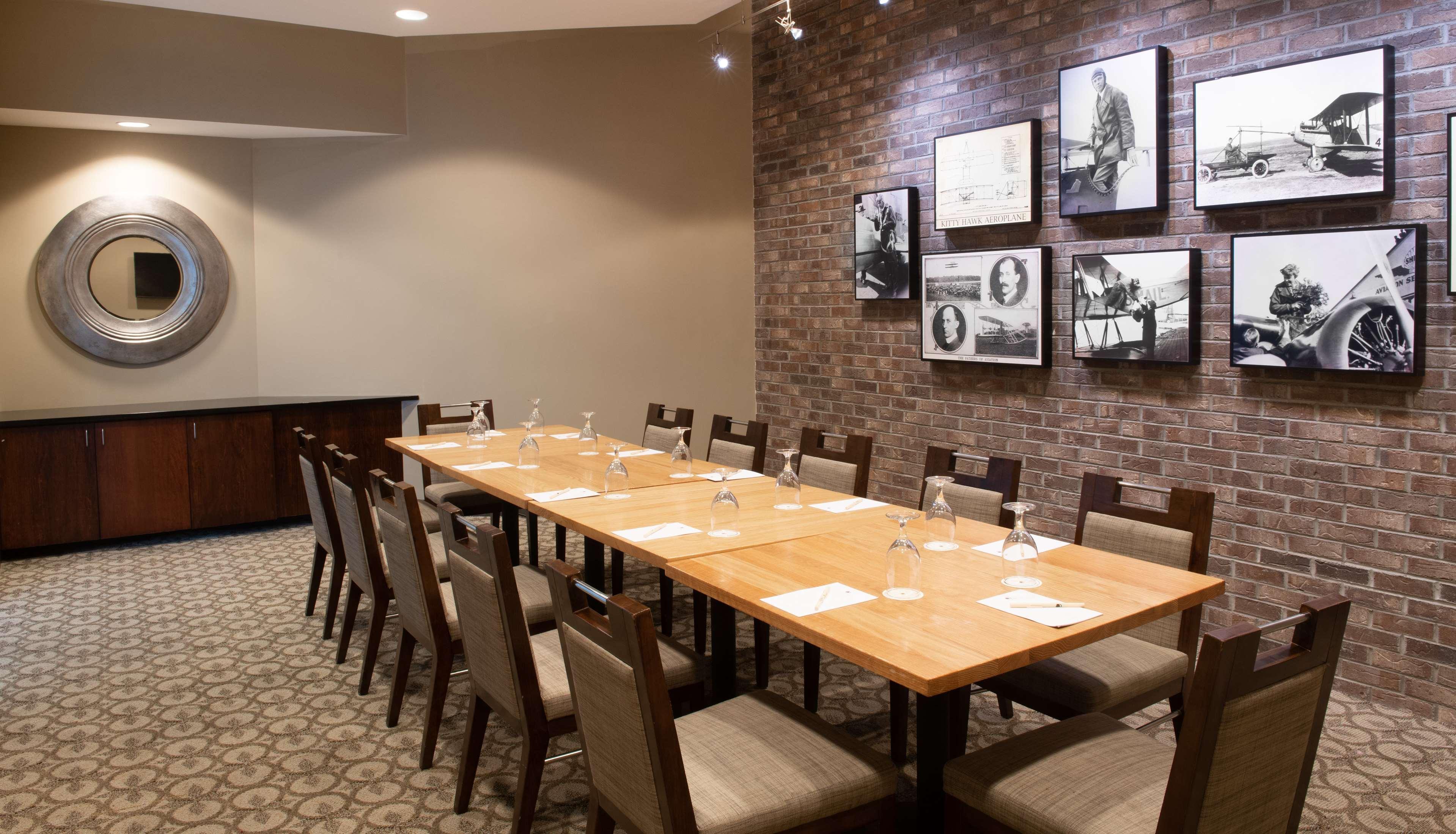Doubletree Hotel & Suites Charleston Airport Север Чарлстон Экстерьер фото