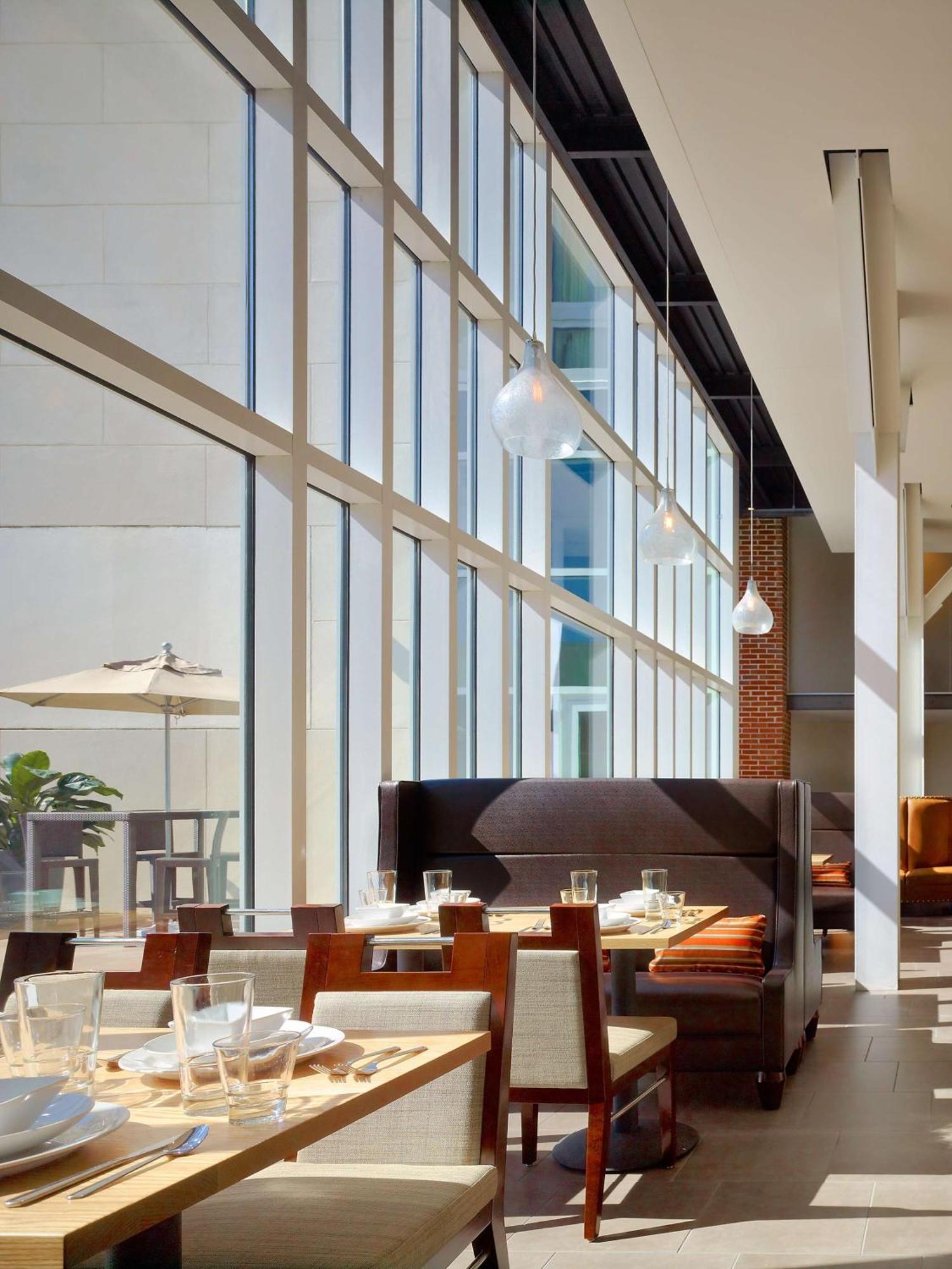 Doubletree Hotel & Suites Charleston Airport Север Чарлстон Экстерьер фото