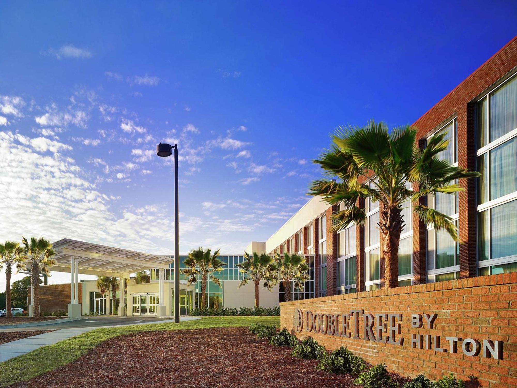 Doubletree Hotel & Suites Charleston Airport Север Чарлстон Экстерьер фото