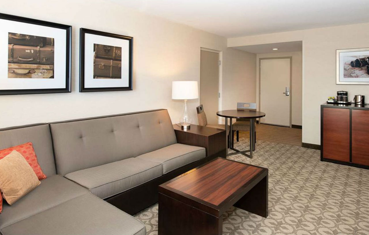 Doubletree Hotel & Suites Charleston Airport Север Чарлстон Экстерьер фото